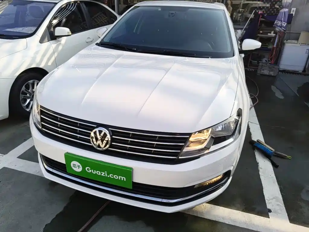 Volkswagen Lavida — миниатюра 3