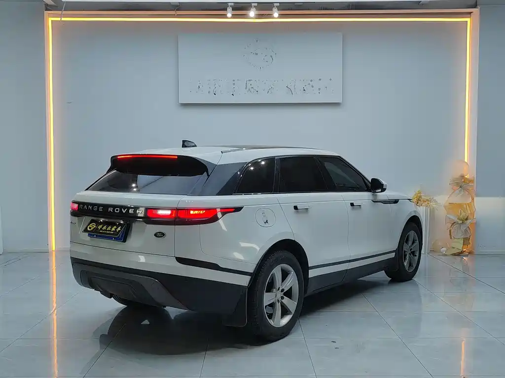 Land Rover Velar — миниатюра 6