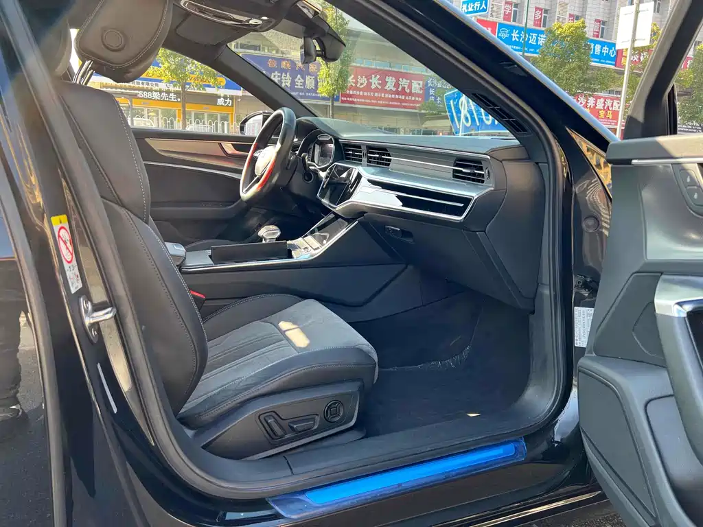 Audi A6L — миниатюра 6