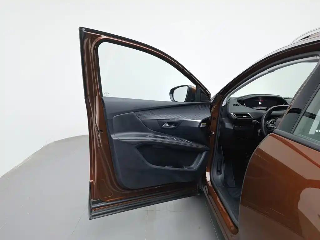 Peugeot 4008 — миниатюра 8