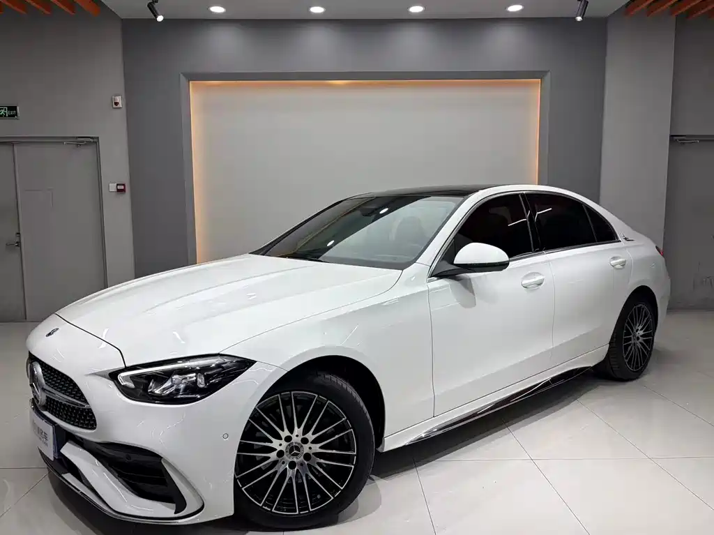 Mercedes-Benz C-Class 2022