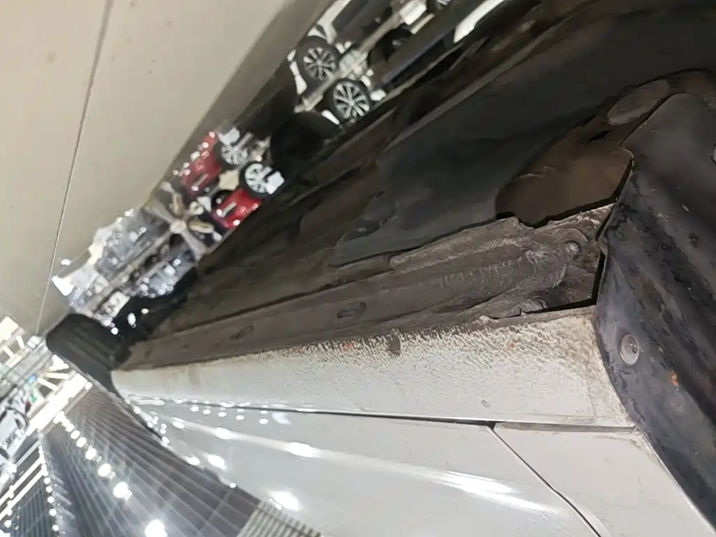 Volkswagen Santana — миниатюра 22