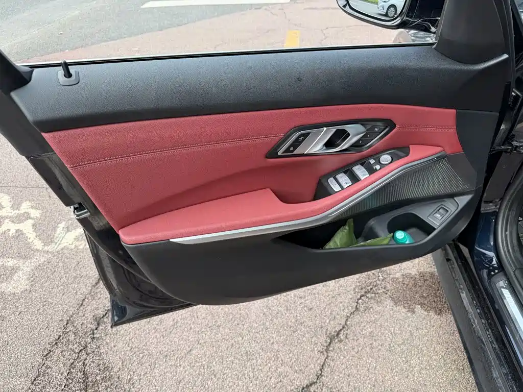 BMW 3 Series — миниатюра 6