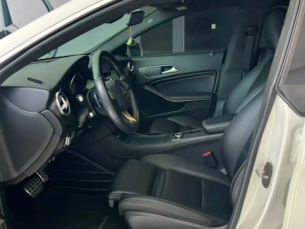 Mercedes-Benz CLA (Import) — миниатюра 6