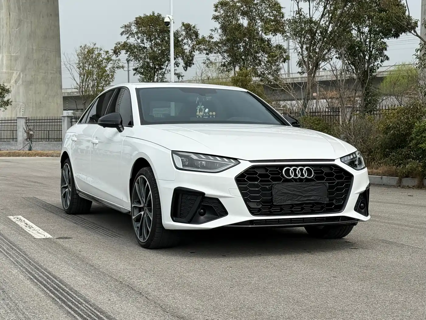 奥迪A4L 2024款 40 TFSI 豪华动感型 2025