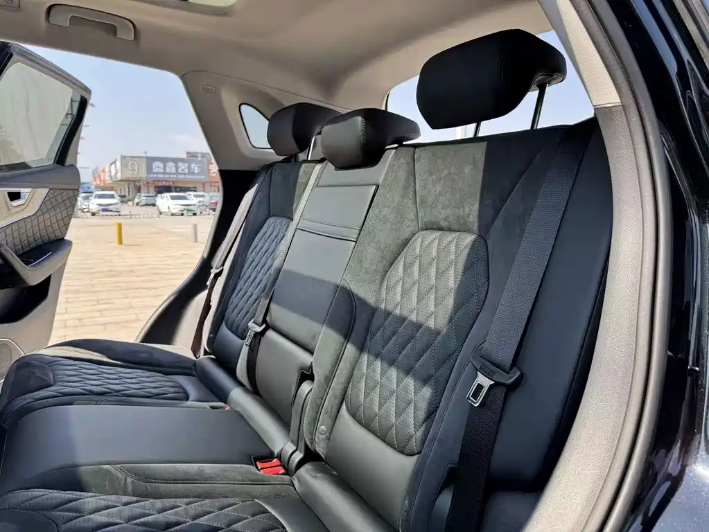 Hongqi Hongqi HS5 — миниатюра 17