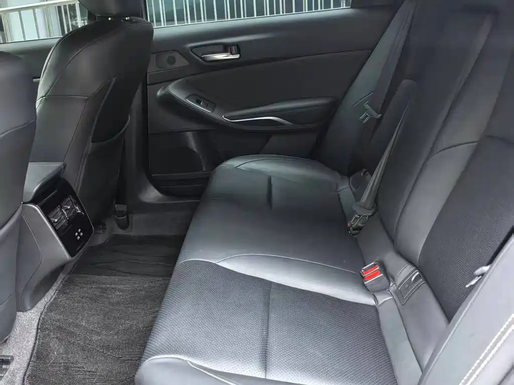 Toyota Avalon 2.0L Progressive Edition, фото 8