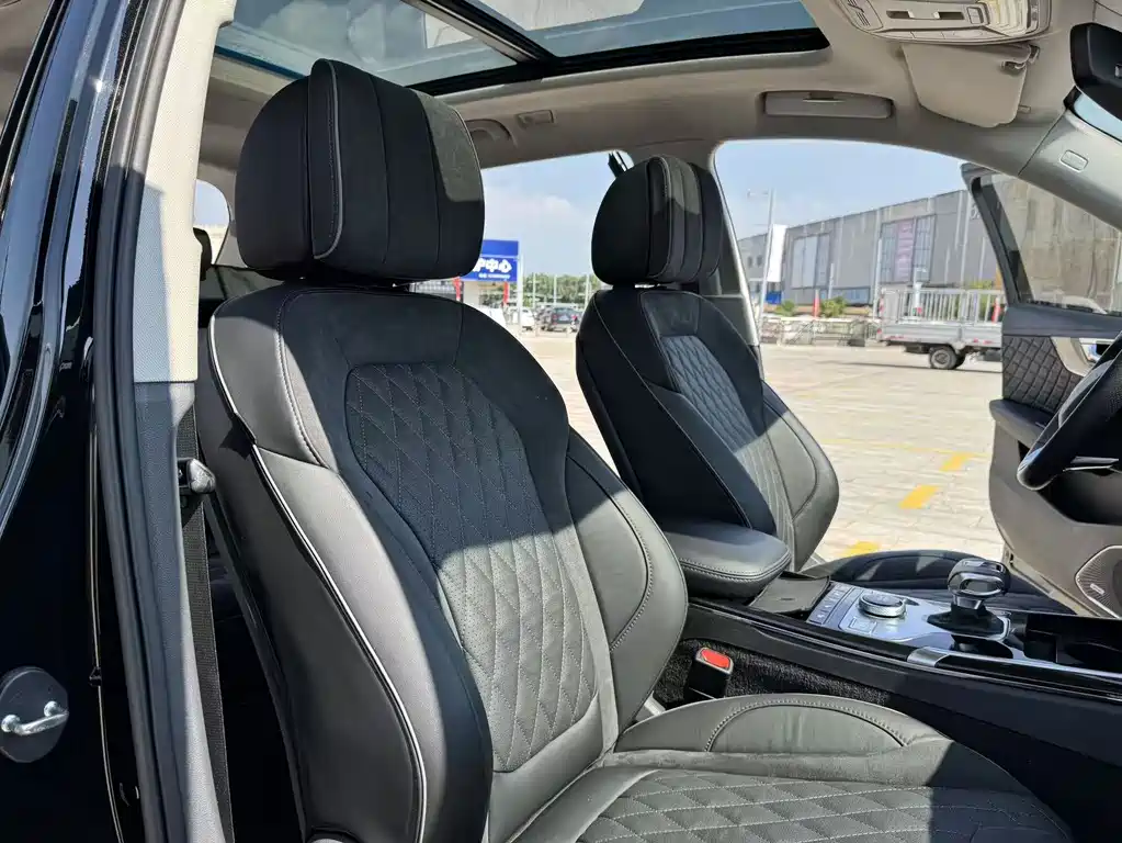 Hongqi Hongqi HS5 — миниатюра 30