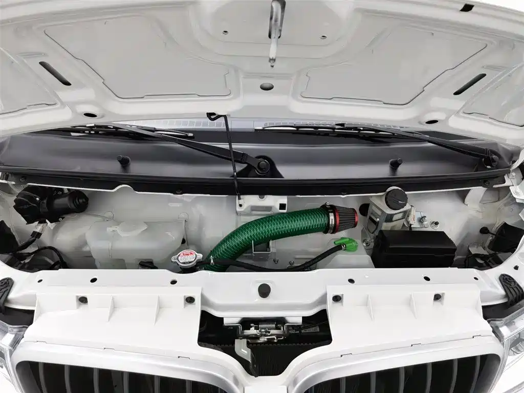 Jinbei X30 2023 1.5L 5/6/7 мест SWC15M