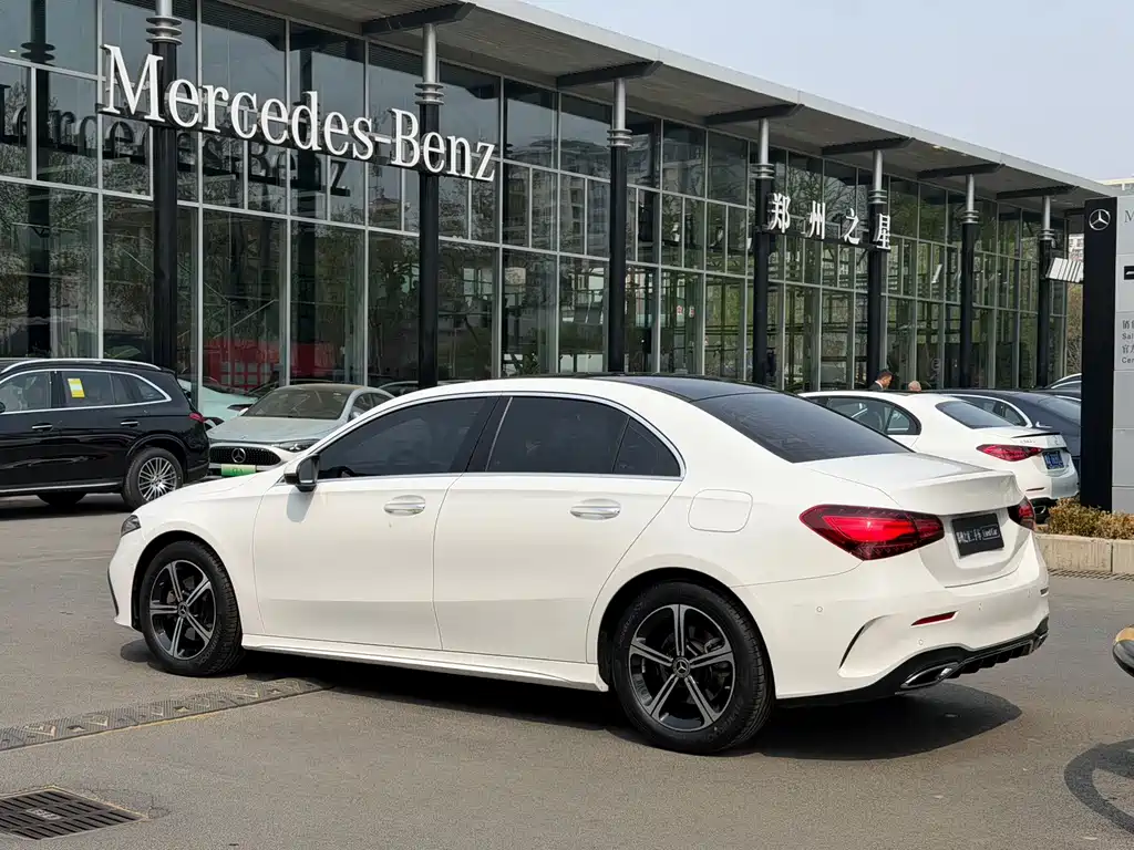 Mercedes-Benz A-Class — миниатюра 3