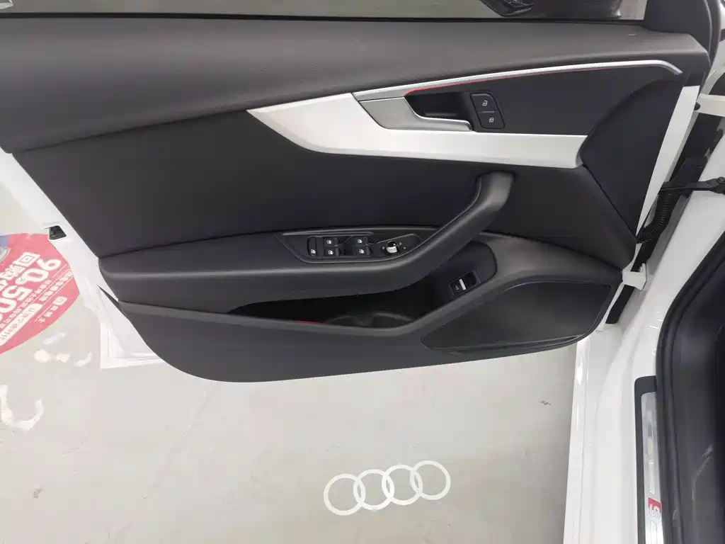 Audi A4L — миниатюра 8