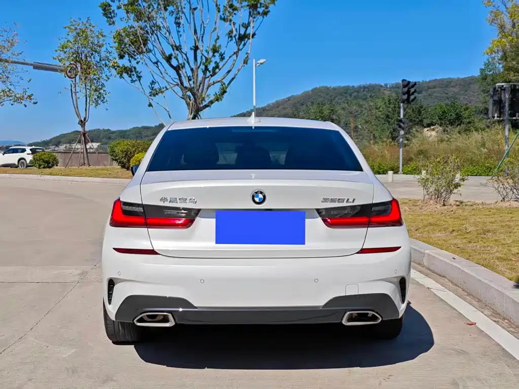 BMW 3 Series — миниатюра 4