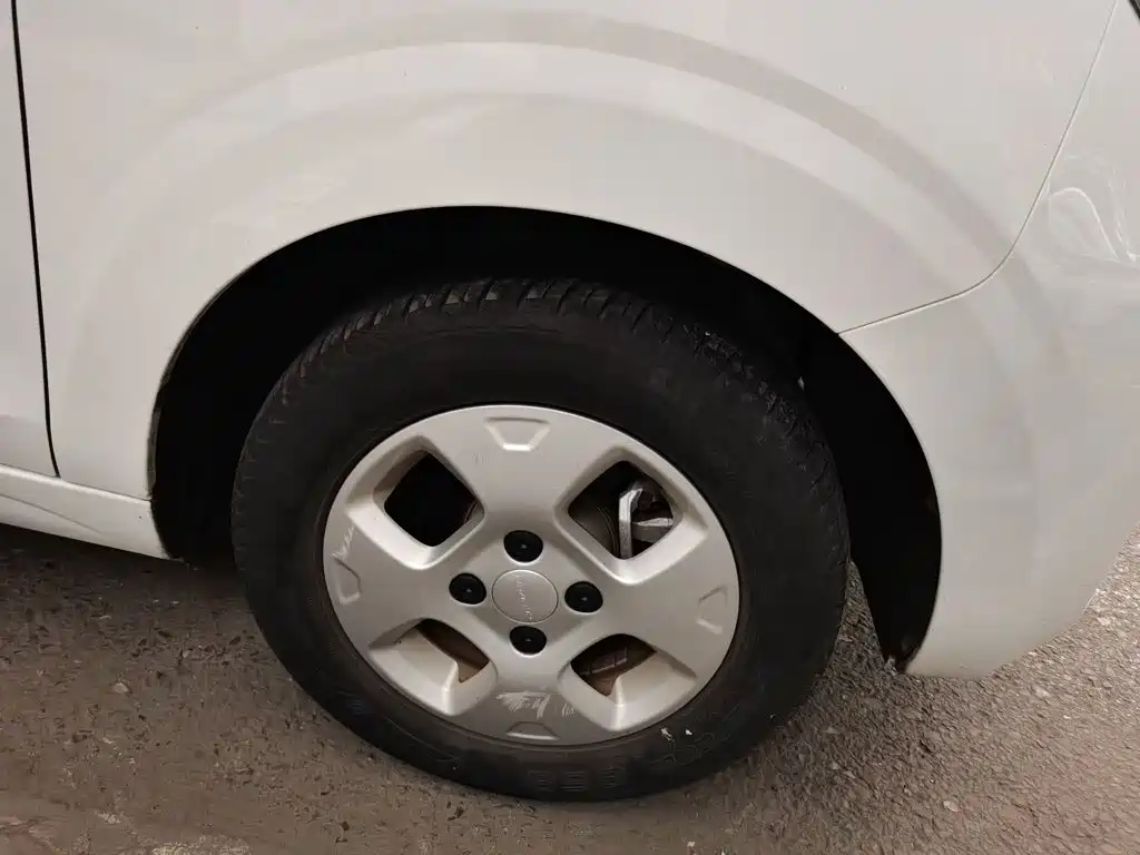 Roewe Clever — миниатюра 24