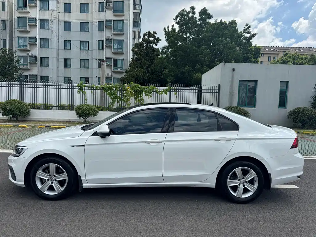 Volkswagen Lamando — миниатюра 3