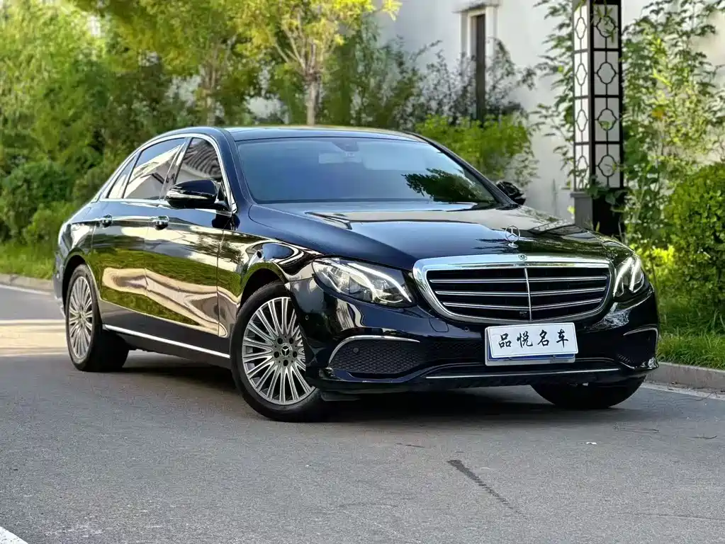 Mercedes-Benz E-Class — миниатюра 3