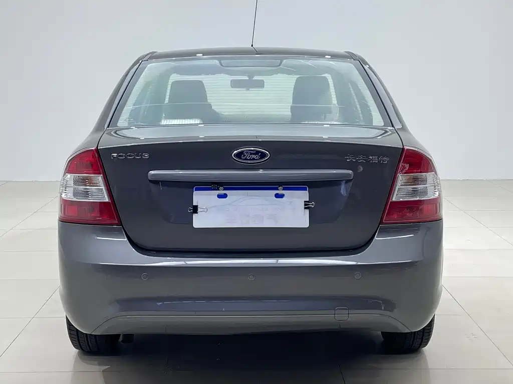 Ford Focus — миниатюра 5