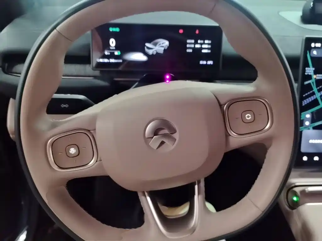 NIO EC6 — миниатюра 11