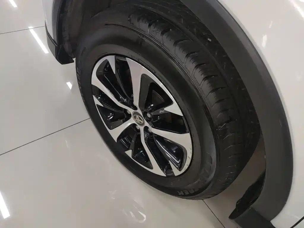 Toyota RAV4 — миниатюра 23