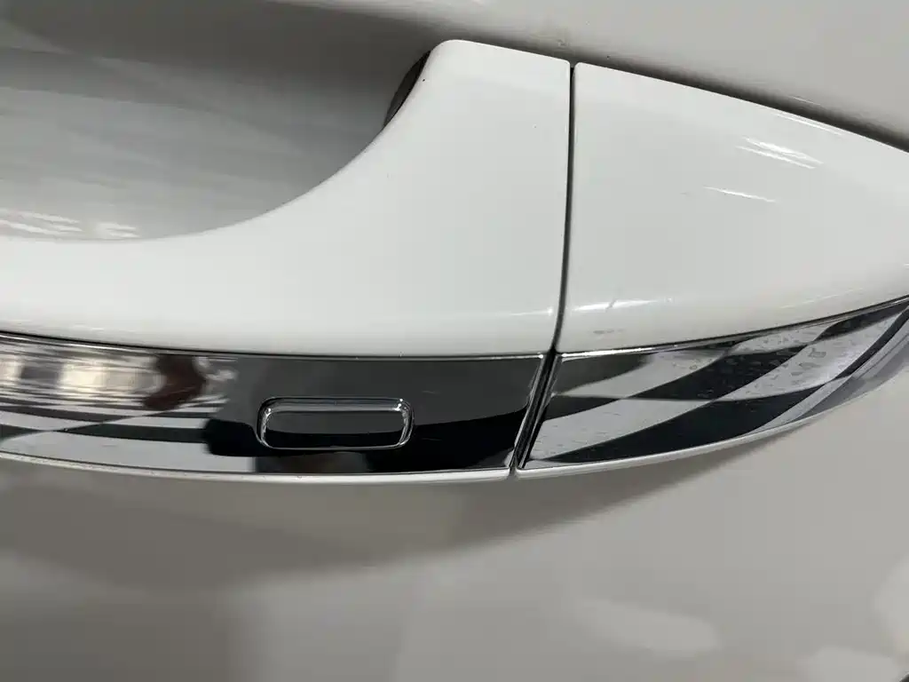 Volkswagen Tharu — миниатюра 11