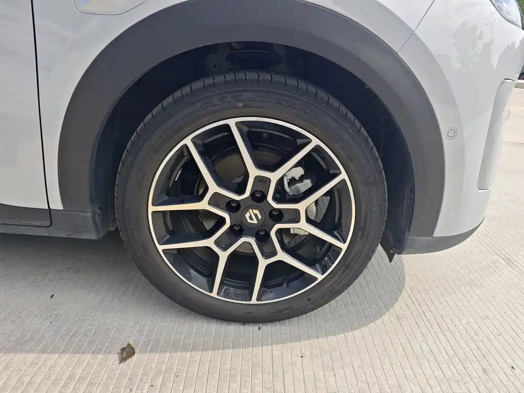 Leapmotor Leapmotor A10 — миниатюра 21