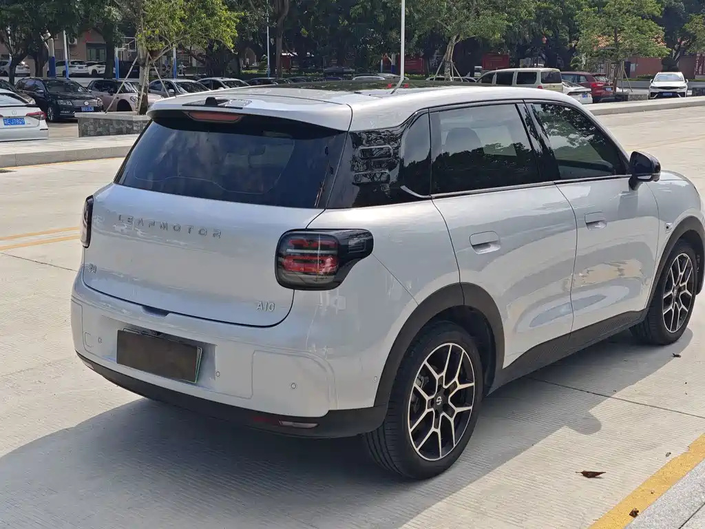 Leapmotor Leapmotor A10 — миниатюра 5