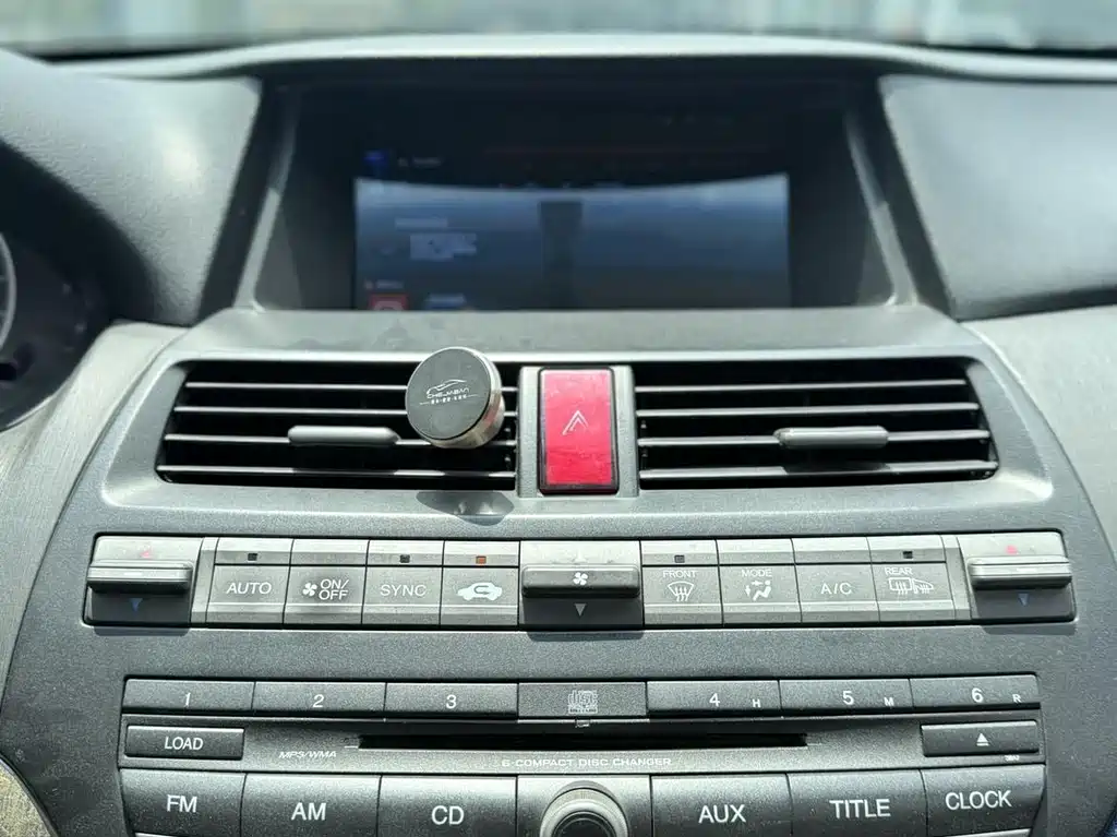 Honda Accord — миниатюра 15