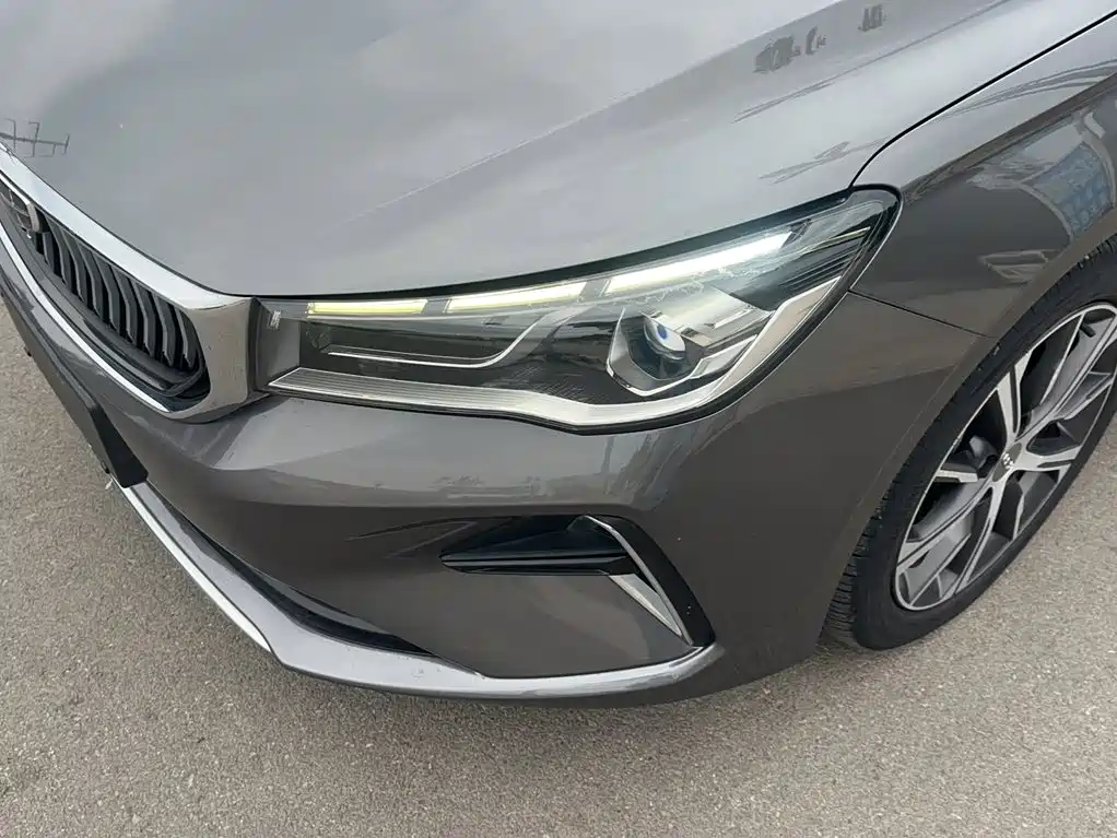 Geely Emgrand — миниатюра 10