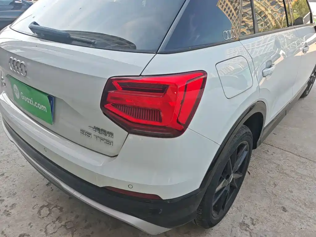 Audi Q2L — миниатюра 8
