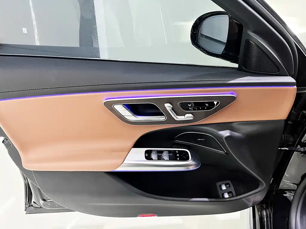 Mercedes-Benz E-Class New Energy — миниатюра 14