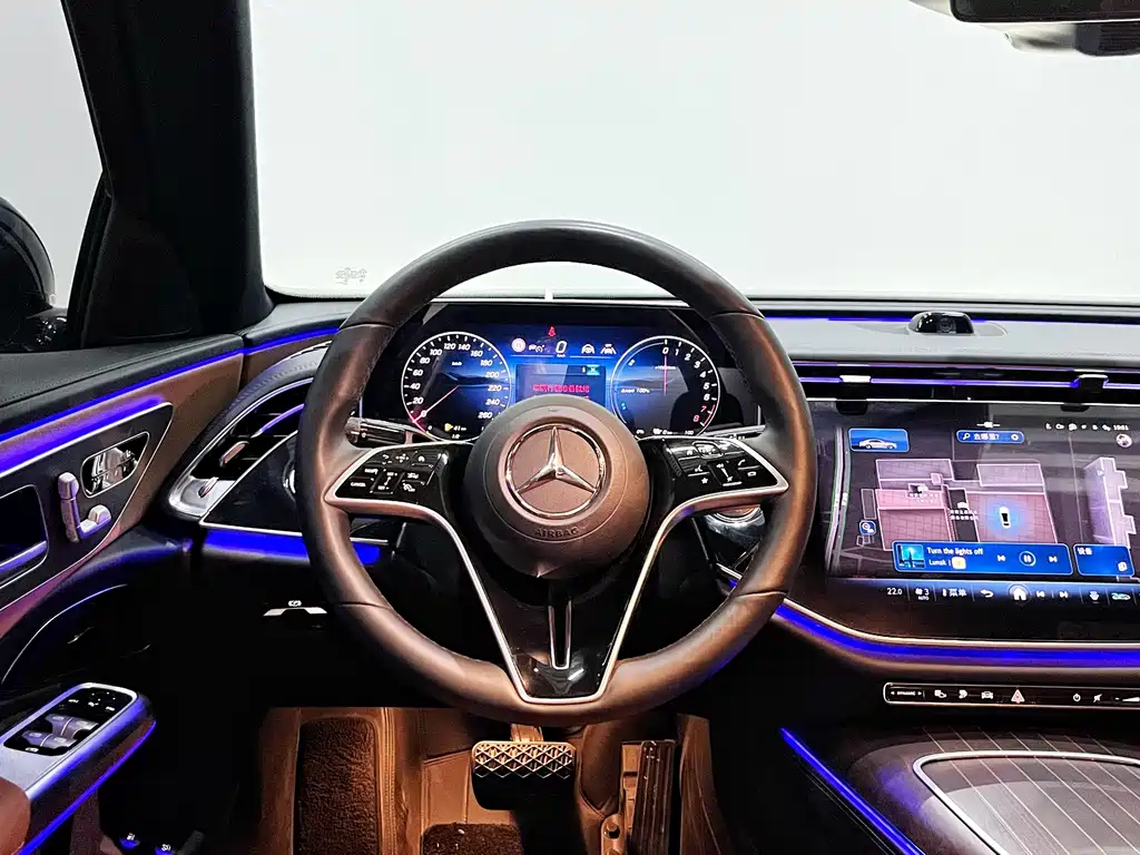 Mercedes-Benz E-Class New Energy — миниатюра 7