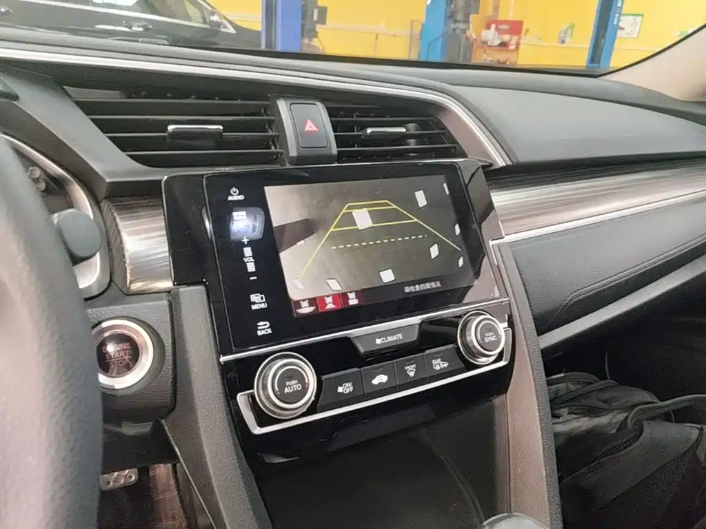Honda Civic — миниатюра 13