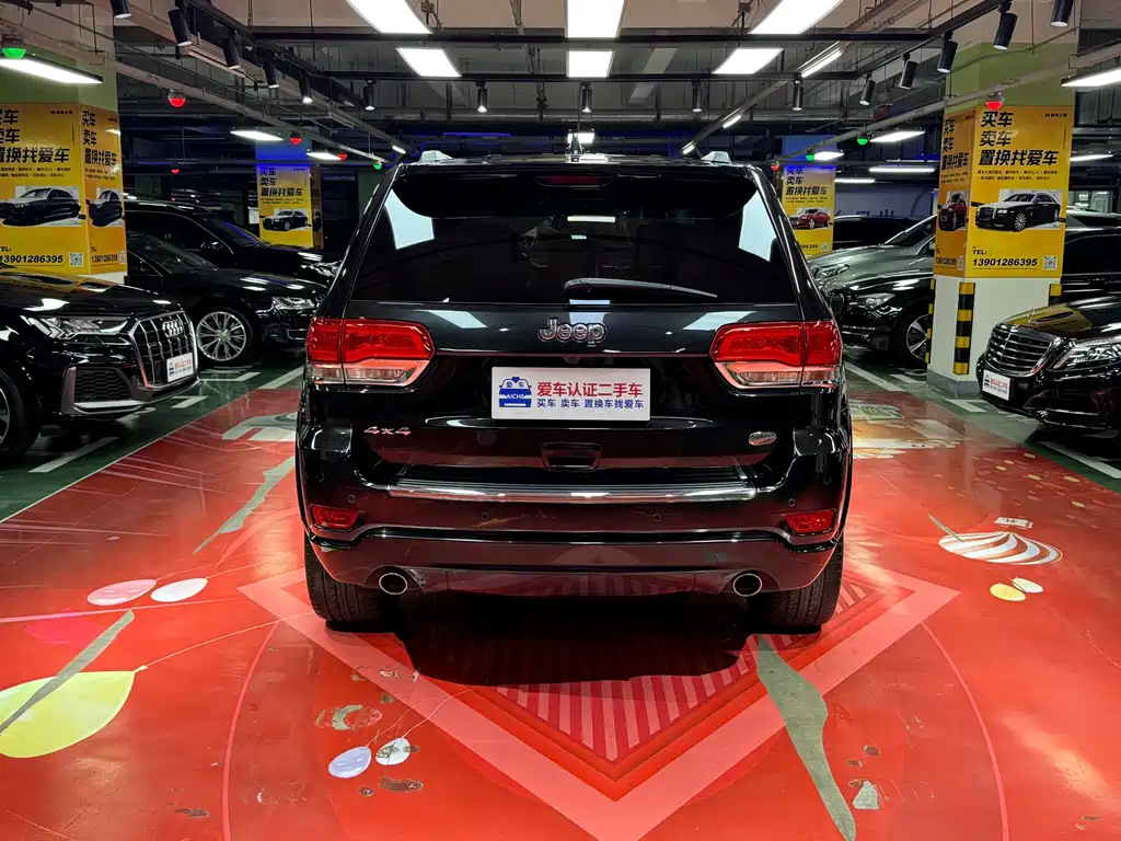 Jeep Grand Cherokee (Import) 3.6L Luxury Navigation Edition, фото 6