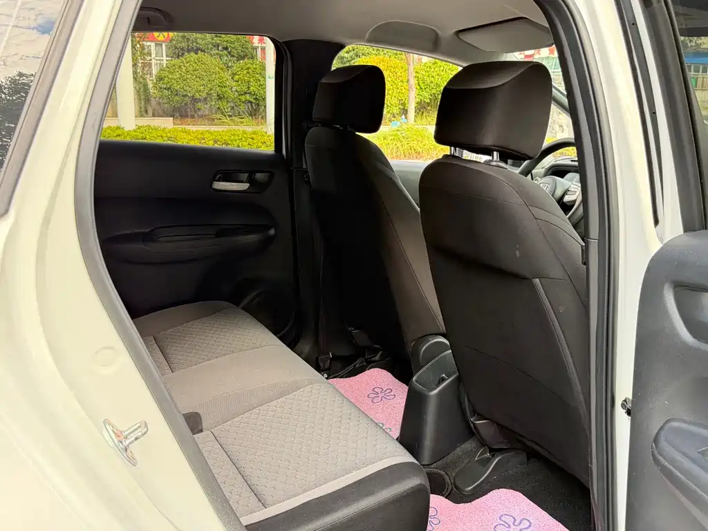 Honda Fit — миниатюра 12