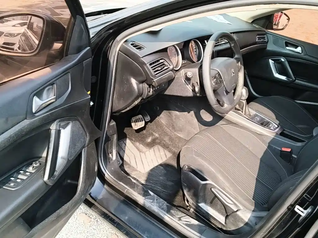 Peugeot 408 — миниатюра 16