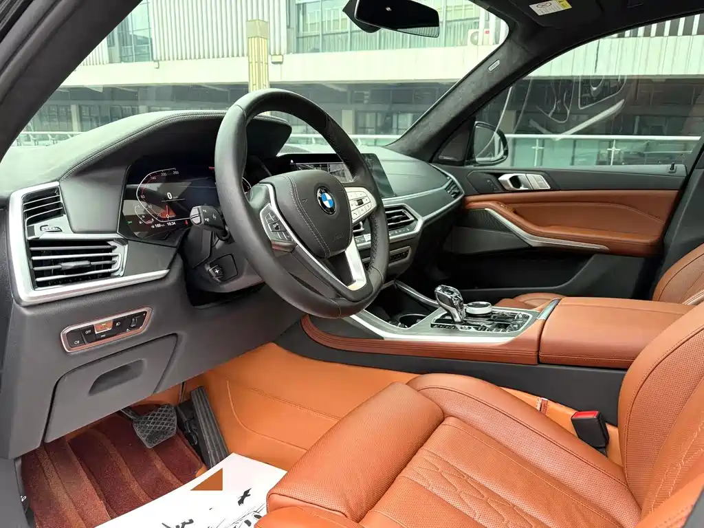 BMW X7 — миниатюра 7