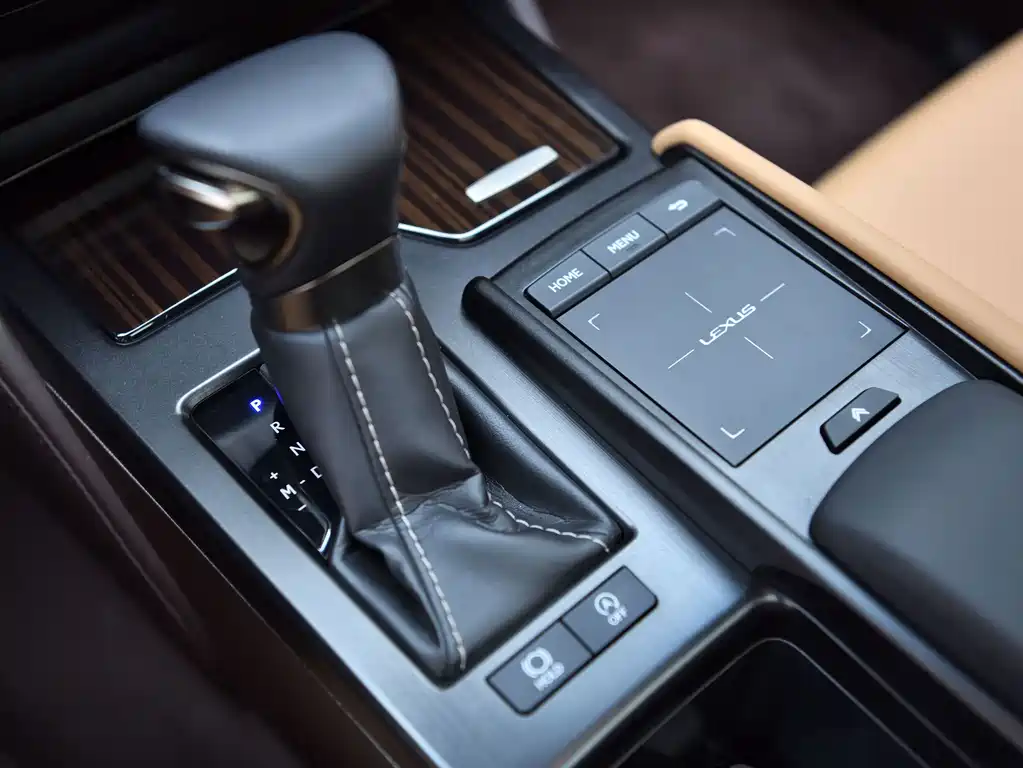 Lexus ES — миниатюра 20