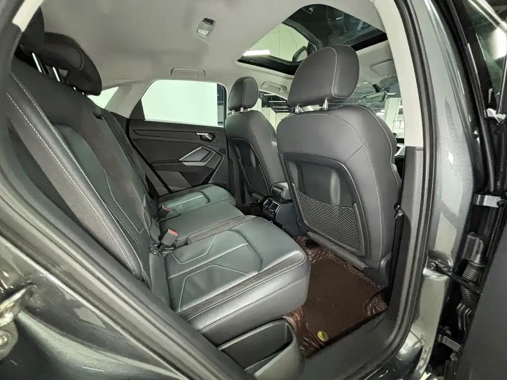 Audi Q3 Sportback — миниатюра 10