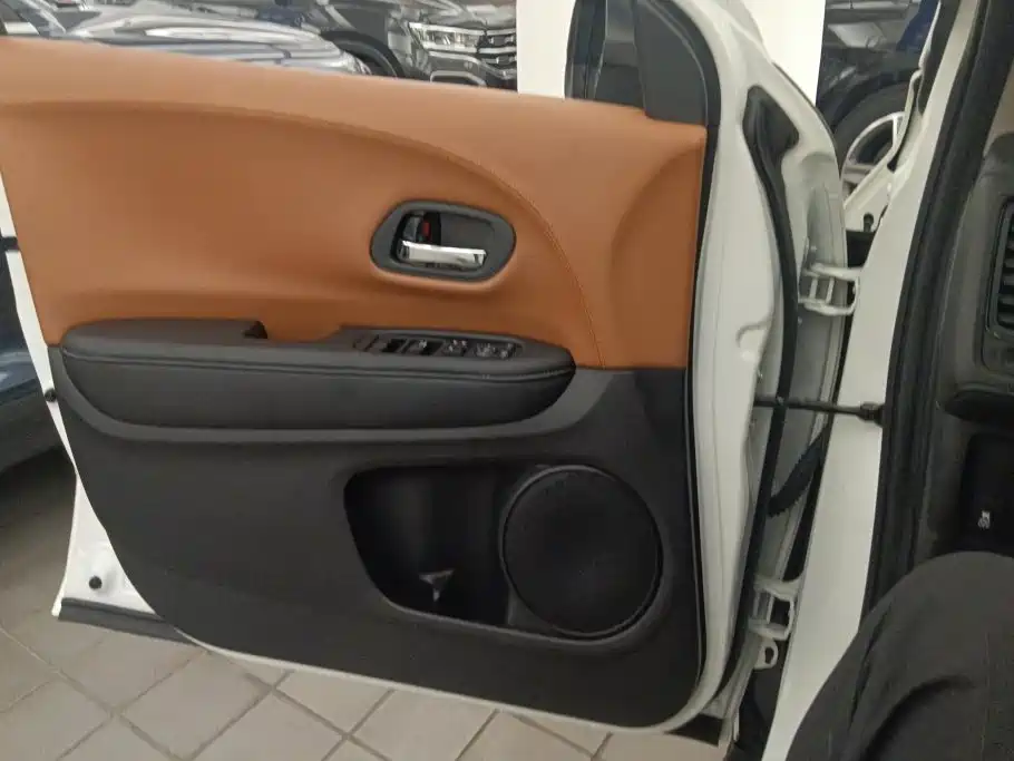 Honda Vezel — миниатюра 7