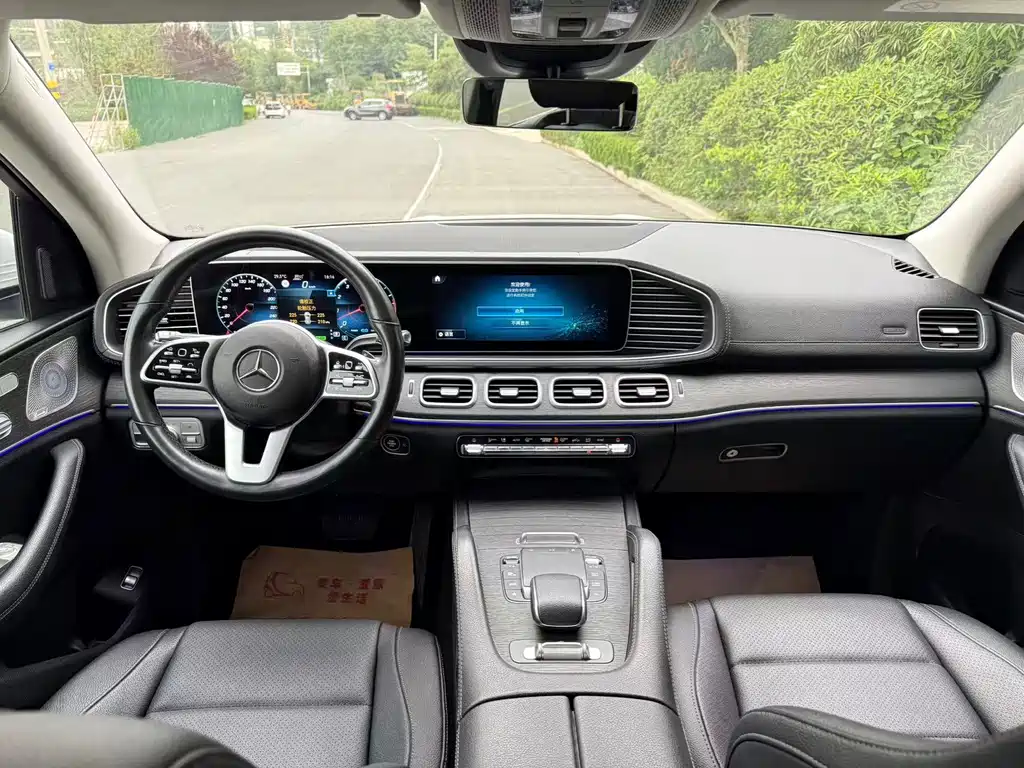 Mercedes-Benz GLE (Import) — миниатюра 7