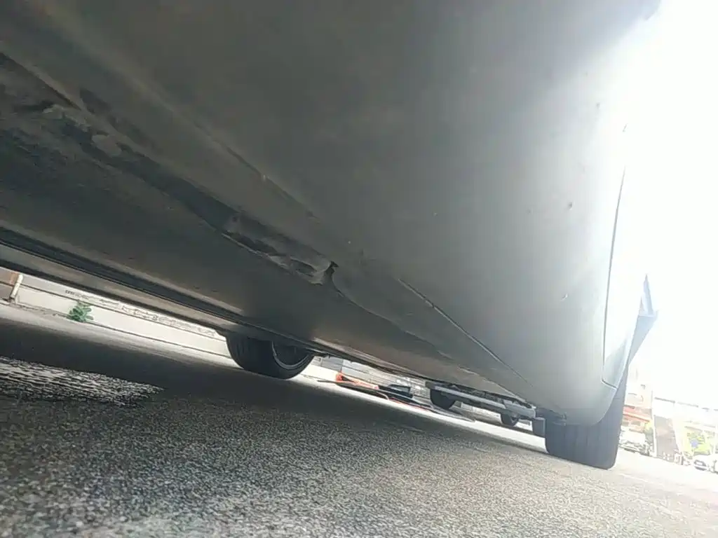 Tesla Model Y — миниатюра 22