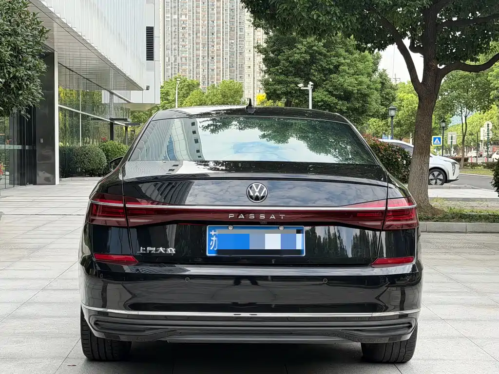 Volkswagen Passat — миниатюра 5