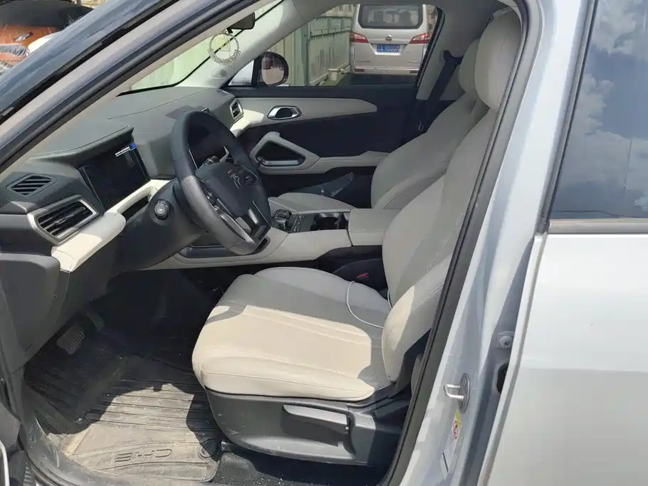 BYD Yuan UP — миниатюра 9