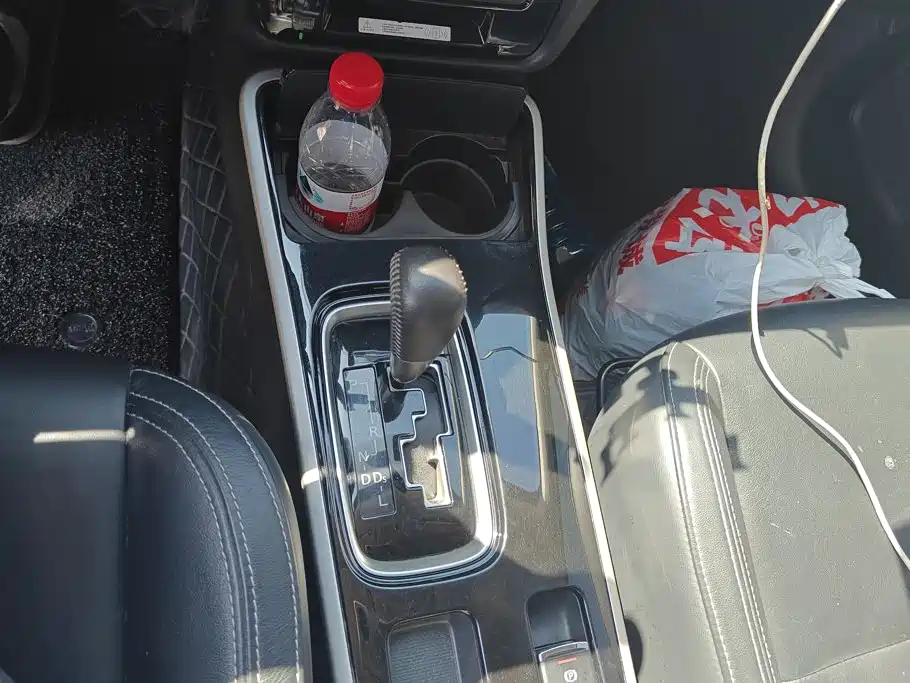 Mitsubishi Outlander — миниатюра 16