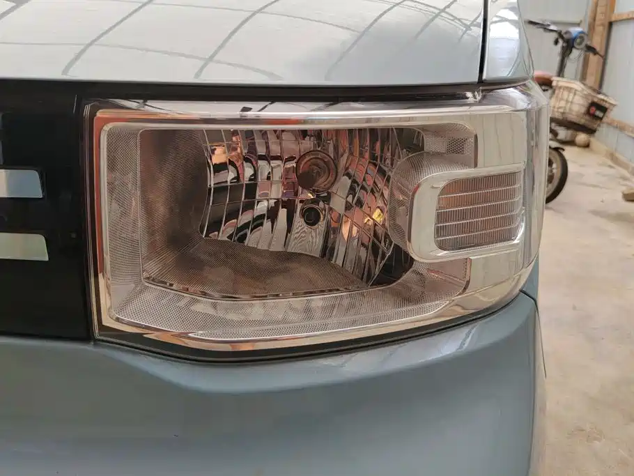 Wuling MINIEV — миниатюра 5