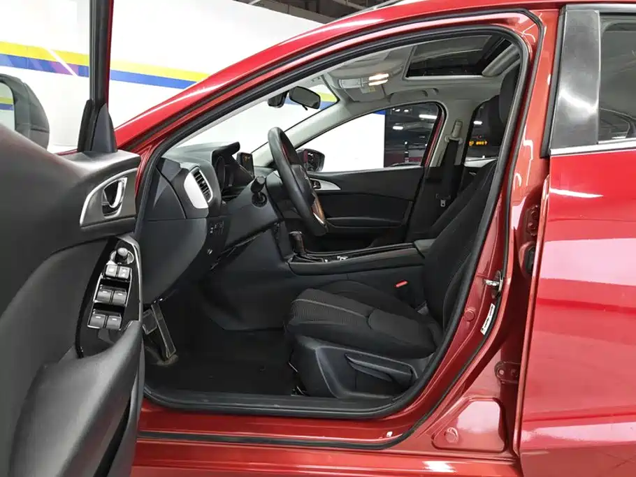 Mazda 3 Axela — миниатюра 9