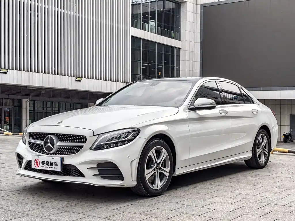 Mercedes-Benz C-Class 2020