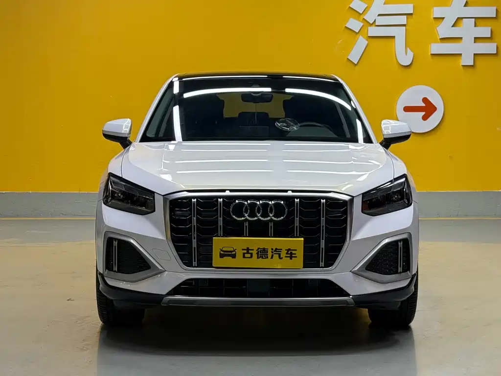 Audi Q2L — миниатюра 2