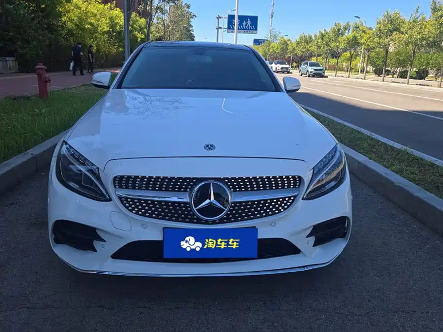 Mercedes-Benz C-Class — миниатюра 2