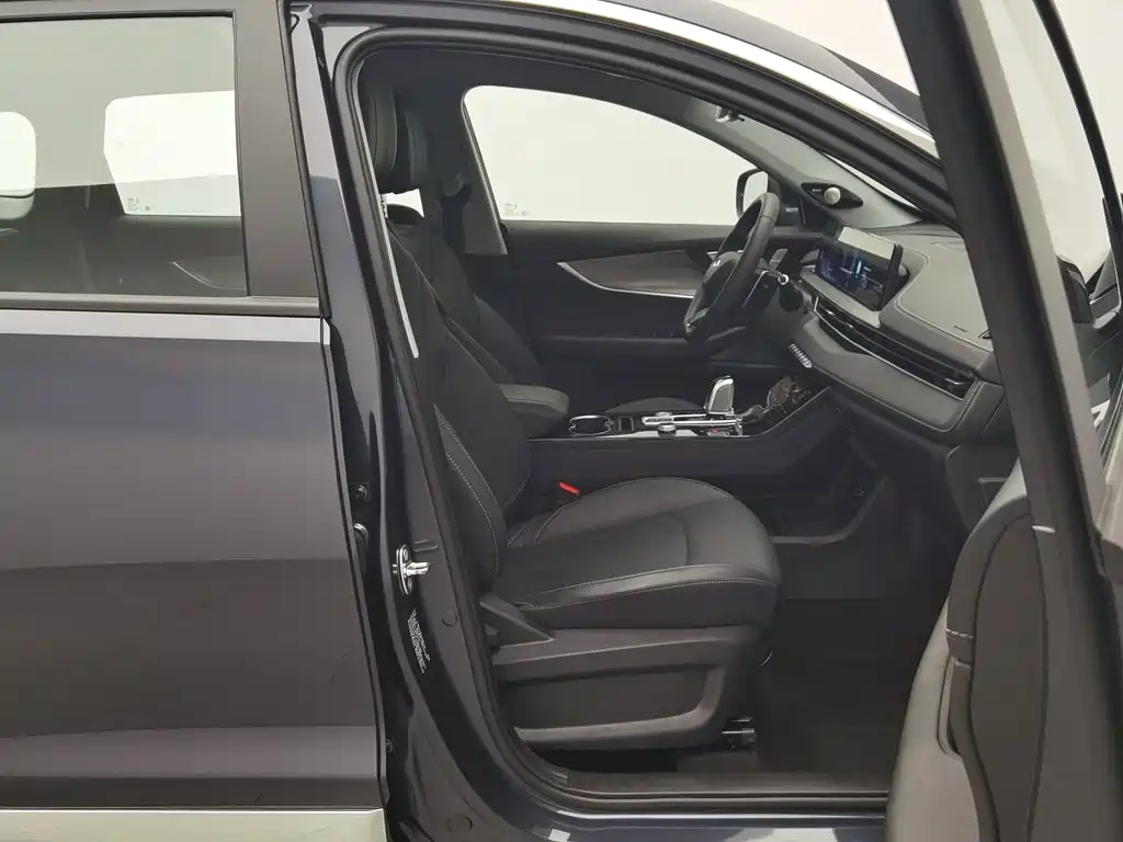 Chery Tiggo 8 PLUS — миниатюра 23