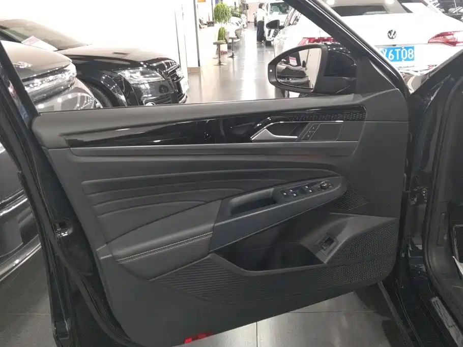 Volkswagen Passat — миниатюра 7